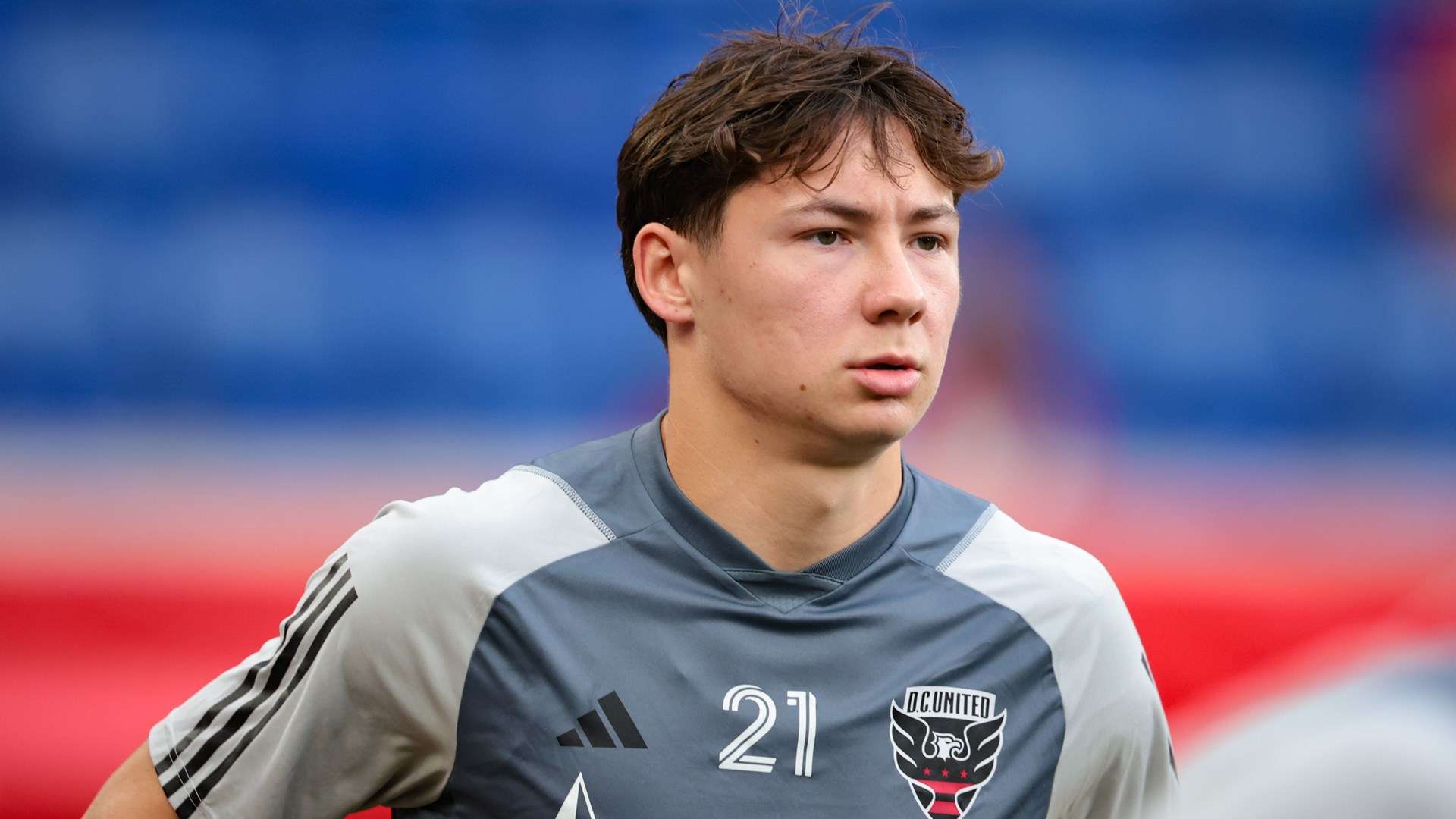 渐走上了一 渐走上了一